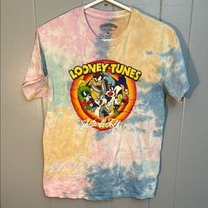 Looney Tunes Tie-Dye T-Shirt vintage size women’s medium